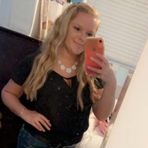 Meet your Posher, Brittany